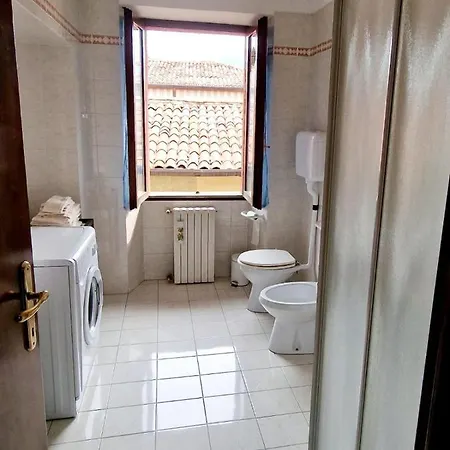 Διαμέρισμα Borgo Volciano Garda App.2