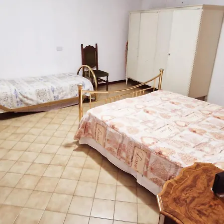 Borgo Volciano Garda App.2 * Roe